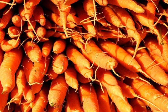 local-food-640x480-9708319.jpeg