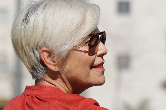 elderly-person-640x480-60475312.jpeg