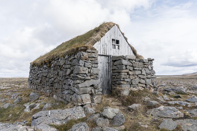 house-640x480-28797095.jpeg