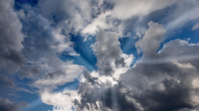 blue-640x480-66683465.jpeg