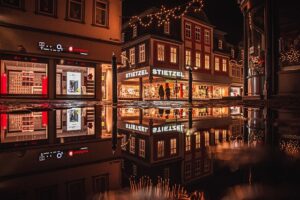 commercial-buildings-640x480-88230145.jpeg