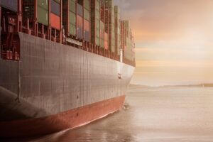 container-ship-640x480-43165128.jpeg