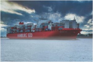 container-ship-640x480-99791717.jpeg