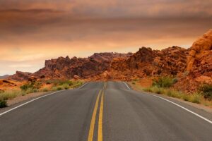 desert-landscape-640x480-61292416.jpeg