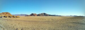desert-landscape-640x480-93565316.jpeg