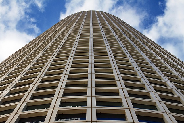 heatingheating-coolingcommercial-buildin-640x480-28769273.jpeg