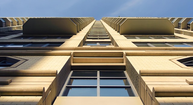heatingheating-coolingcommercial-buildin-640x480-37528034.jpeg