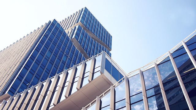 heatingheating-coolingcommercial-buildin-640x480-5828544.jpeg