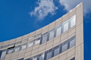 Sustainable Industrial Air Curtains: Low Power Innovations for Efficient Operations