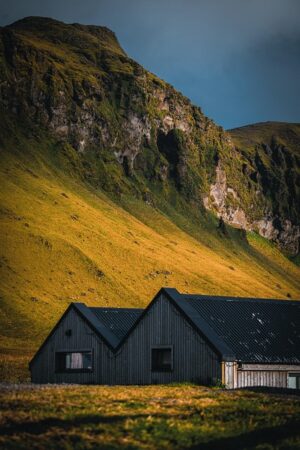 house-640x480-53548896.jpeg