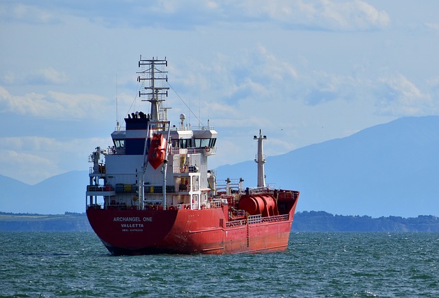 shipping-containershipping-containerscon-640x480-10039557.jpeg