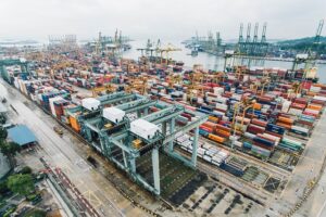 shipping-containershipping-containerscon-640x480-56516407.jpeg