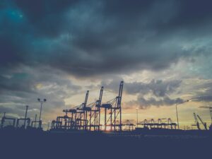 shipping-containershipping-containerscon-640x480-78410774.jpeg