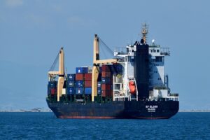 shipping-industry-640x480-12292556.jpeg