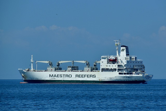 shipping-industry-640x480-76218775.jpeg