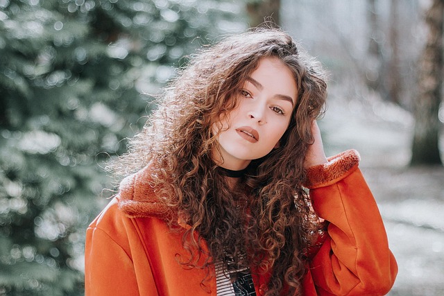 woman-640x480-35725302.jpeg