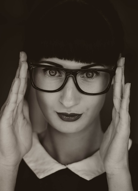 woman-640x480-43910185.jpeg
