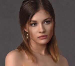 woman-640x480-69569798.jpeg