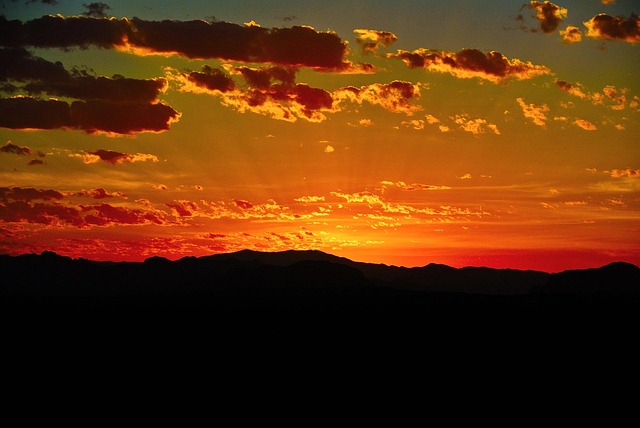 arizona-landscape-640x480-11033070.jpeg