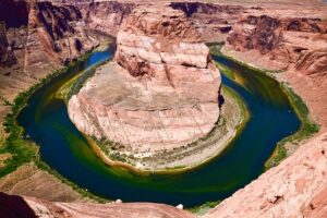 arizona-landscape-640x480-51442068.jpeg