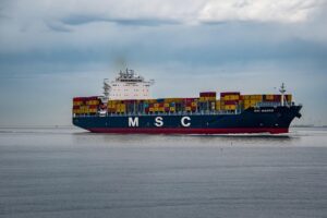 Optimize Cold Chain Logistics: Buy Stackable Refrigerated Shipping Cargo Containers