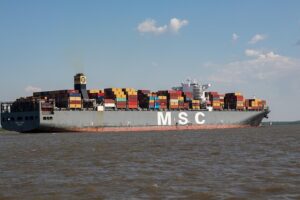 Revolutionizing Global Cargo: The Role of Durable Shipping Containers