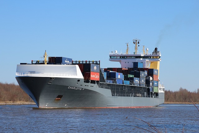 cargo-ship-640x480-94755979.jpeg