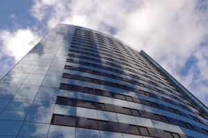 Silent Hot Water Heaters: Revolutionizing Office Comfort and Efficiency