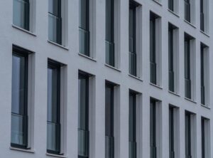 Heavy-Duty Commercial Destratification Fans: Continuous Use, Ultimate Efficiency