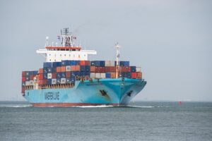 container-ship-640x480-75742469.jpeg