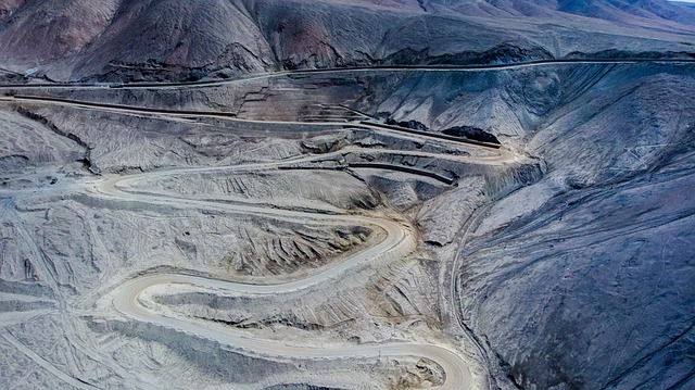 desert-landscape-640x480-97473102.jpeg