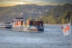 Professional Crew Services: Efficient Delivery of Used Shipping Containers