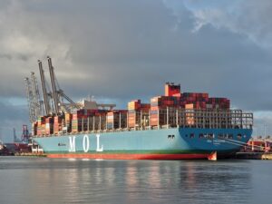 shipping-container-640x480-73922083.jpeg