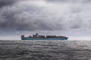 shipping-containers-640x480-12510962.jpeg