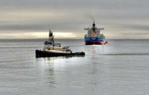 shipping-containers-640x480-71313964.jpeg