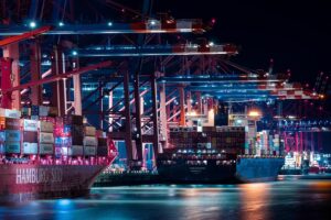 Open-Sided Shipping Containers: Interlocking Edges for Enhanced Stability & Revolutionized Logistics