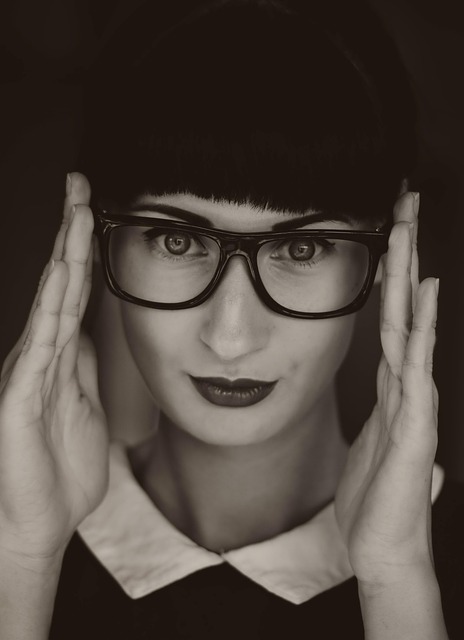 woman-640x480-56694218.jpeg
