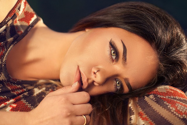 woman-640x480-56713000.jpeg