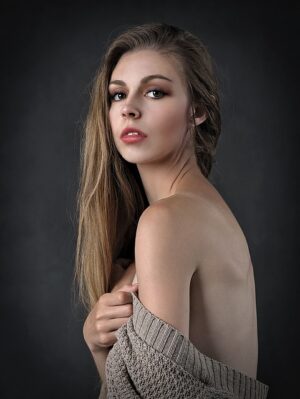 woman-640x480-95581436.jpeg