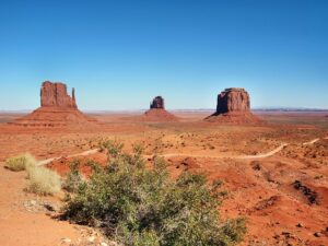 arizona-landscape-640x480-74155057.jpeg