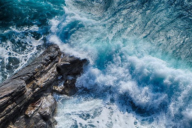 blue-640x480-98420465.jpeg