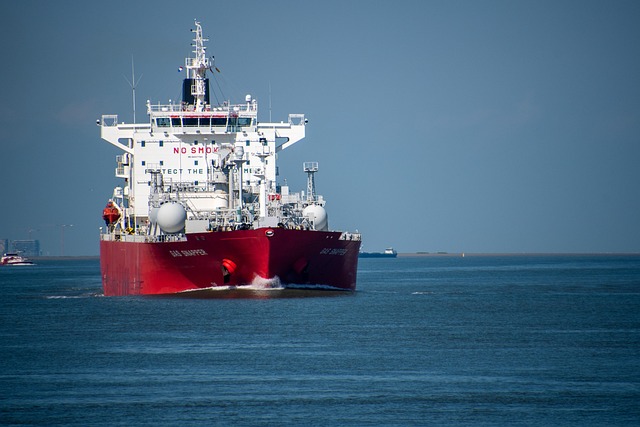 cargo-ship-640x480-59280945.jpeg