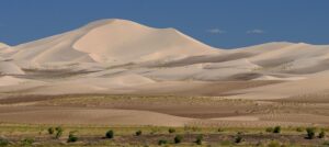 desert-640x480-25823203.jpeg