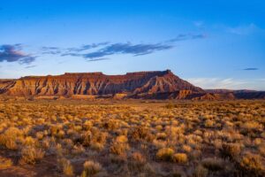 desert-landscape-640x480-14410760.jpeg