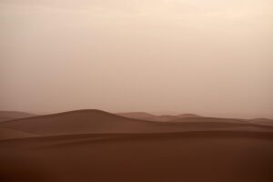 desert-landscape-640x480-99025059.jpeg