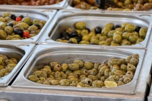 local-food-640x480-20567936.jpeg