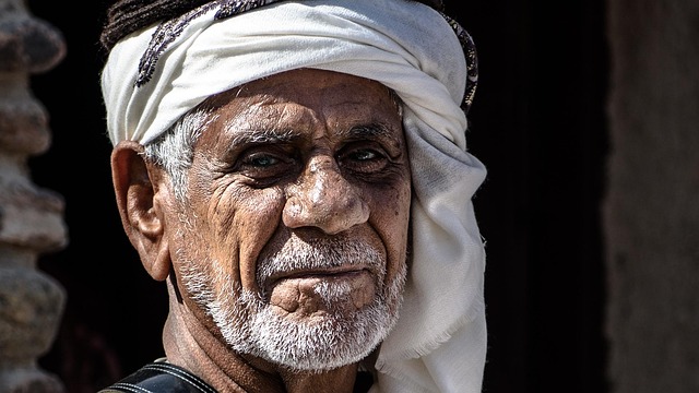 man-640x480-24065245.jpeg