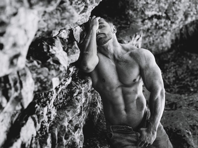 man-640x480-4661944.jpeg