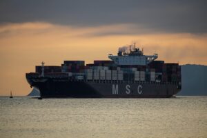 shipping-containers-640x480-20589064.jpeg