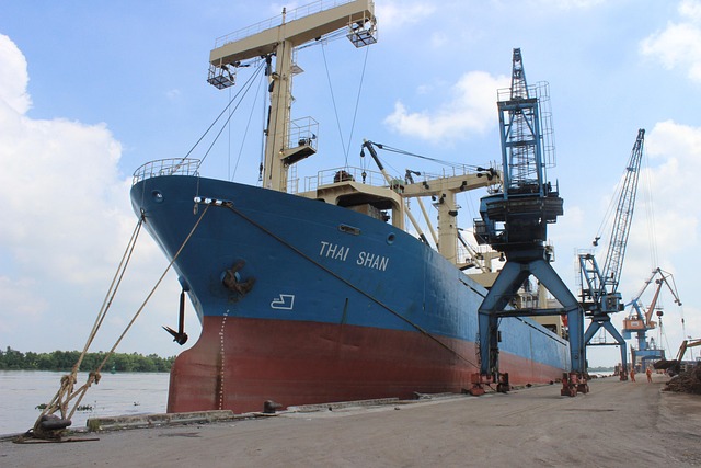 shipping-industry-640x480-9251468.jpeg